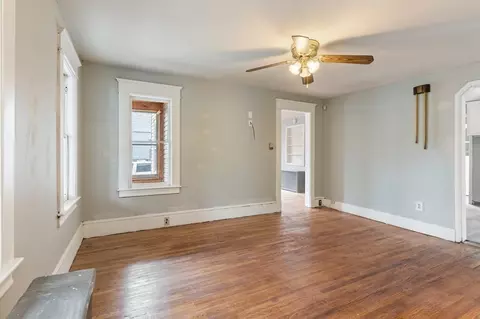 62 Eddy St, Springfield, MA 01104 photo 6