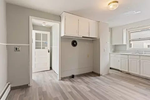 62 Eddy St, Springfield, MA 01104 photo 10