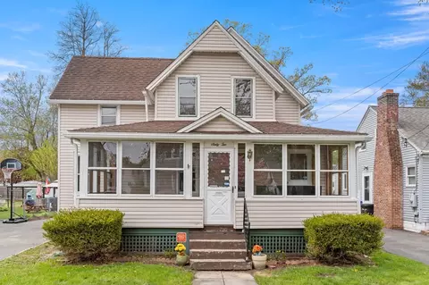 62 Eddy St, Springfield, MA 01104