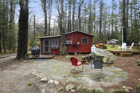 49 Whites Grove Rd, Fitzwilliam, NH 03447