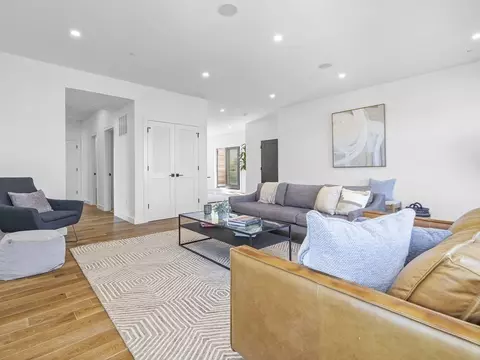 252 Main St #202, Medford, MA 02155