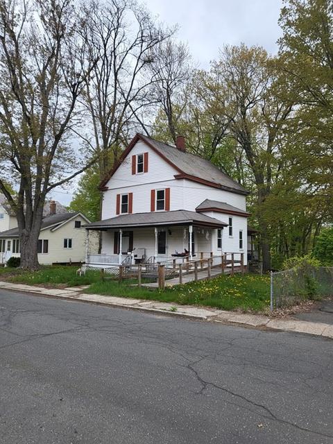 19 Lyman Ave, Easthampton, MA 01027 photo 2