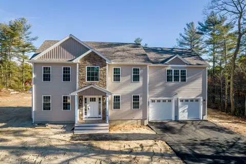 4 Serenity Ln, Dartmouth, MA 02747