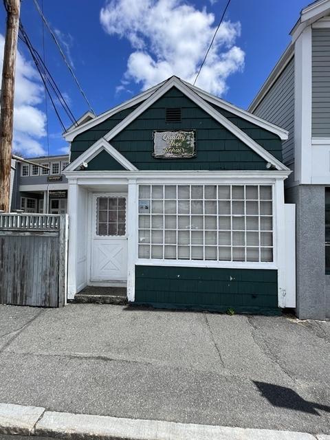 4 Atlantic Ave, Marblehead, MA 01945 photo 3