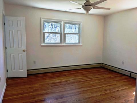 146 Bicentennial Dr, Hooksett, NH 03106 photo 6