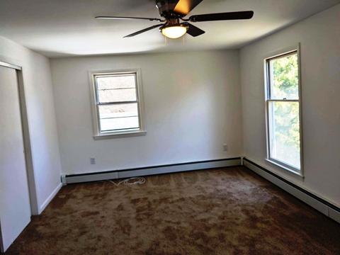 146 Bicentennial Dr, Hooksett, NH 03106 photo 8