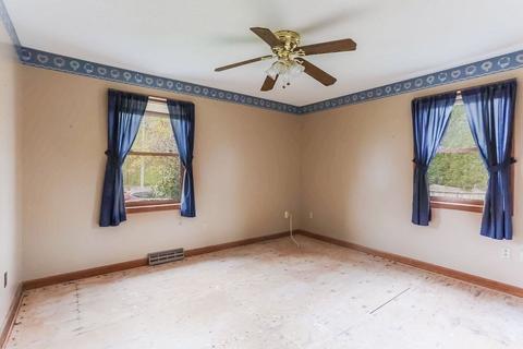 56 Vann St, Springfield, MA 01129 photo 15