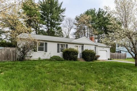 56 Vann St, Springfield, MA 01129 photo 3