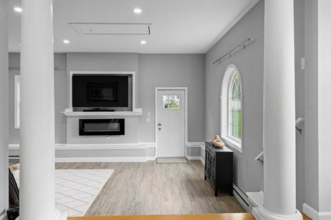 330 Brookside Dr, Gardner, MA 01440 photo 4