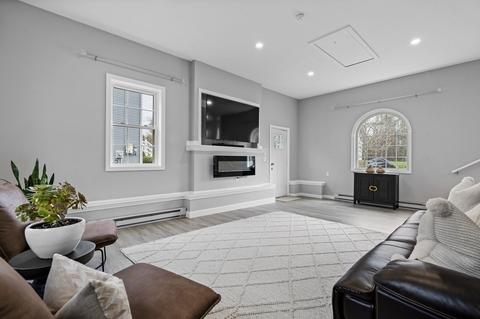 330 Brookside Dr, Gardner, MA 01440 photo 5