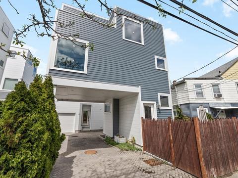 111 Charles St #111, Cambridge, MA 02141