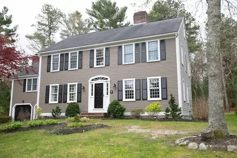 5 N Winds Ln, Barnstable, MA 02668
