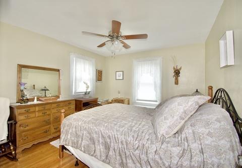 63 Gillette Ave, Springfield, MA 01118 photo 19
