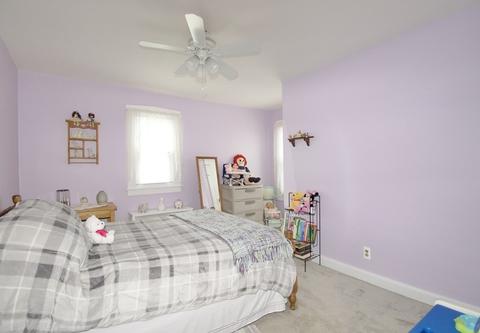 63 Gillette Ave, Springfield, MA 01118 photo 16