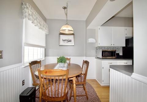 63 Gillette Ave, Springfield, MA 01118 photo 14