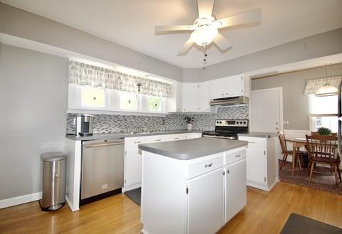 63 Gillette Ave, Springfield, MA 01118 photo 11