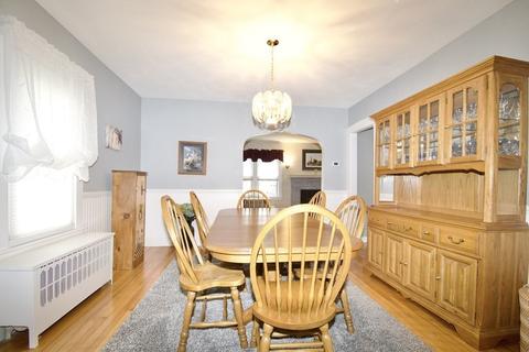 63 Gillette Ave, Springfield, MA 01118 photo 8