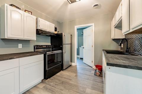 272 Denver St, Springfield, MA 01109 photo 6