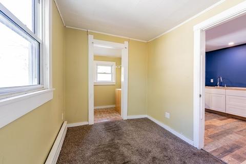 272 Denver St, Springfield, MA 01109 photo 27