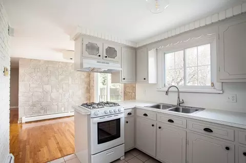 1132 Langley St, Fall River, MA 02720 photo 17