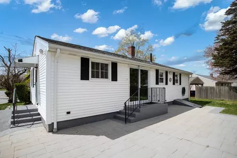 1132 Langley St, Fall River, MA 02720 photo 9