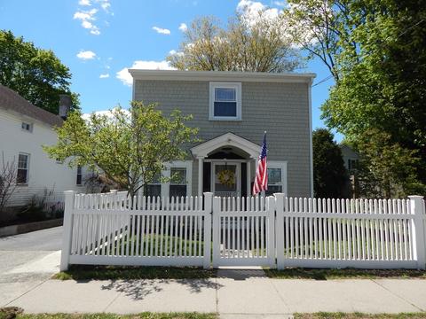 229 Park St, New Bedford, MA 02740
