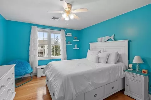 11 Arrow St, Worcester, MA 01604 photo 24
