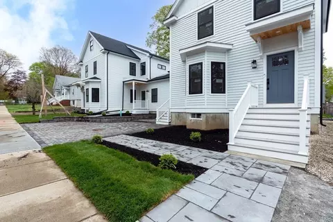 109 Elm St #B, Stoneham, MA 02180
