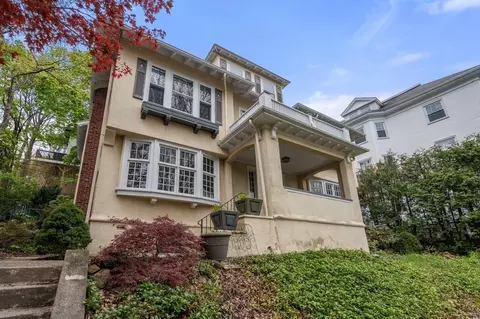 111 University Rd, Brookline, MA 02445 photo 2