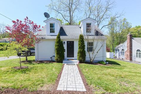 20 Soper Ave, Weymouth, MA 02188