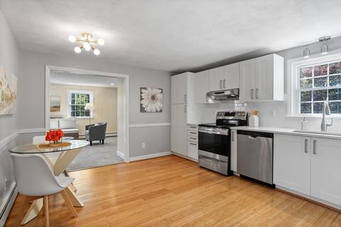 2 Myrtle Dr, Acton, MA 01720 photo 3