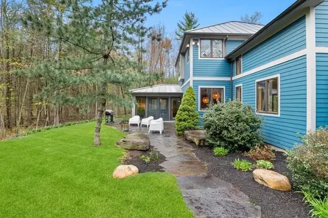 62 Buffam Rd, Pelham, MA 01002 photo 3