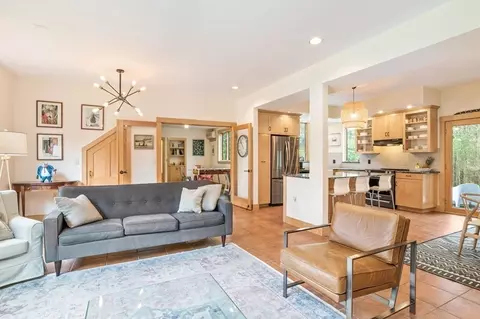 62 Buffam Rd, Pelham, MA 01002 photo 4