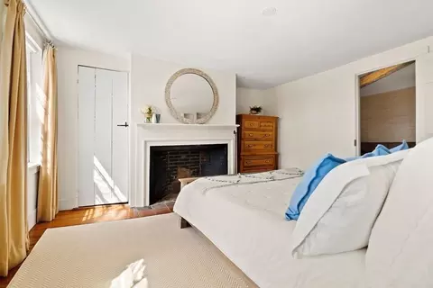 25 Summer St, Marblehead, MA 01945 photo 33