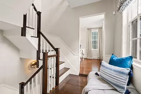 25 Summer St, Marblehead, MA 01945 photo 8