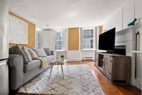 25 Summer St, Marblehead, MA 01945 photo 6