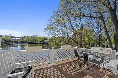 4 Tedesco Pond Pl #4, Marblehead, MA 01945