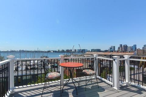 271 Webster St #4, Boston, MA 02128