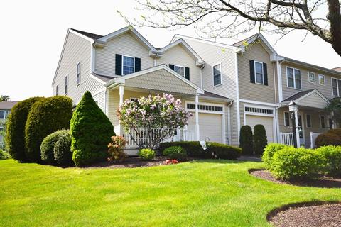 7 Sycamore Dr #7, Middleboro, MA 02346