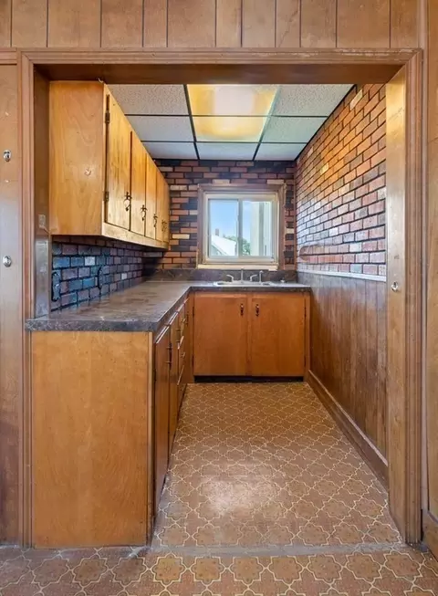 39 Pond St, Beverly, MA 01915 photo 12