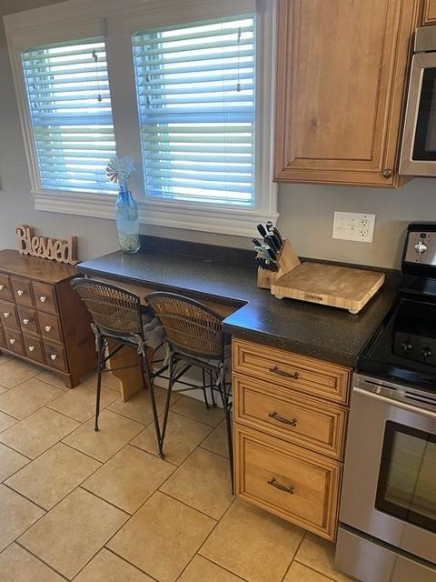 100 Union Point Rd, Webster, MA 01570 photo 9