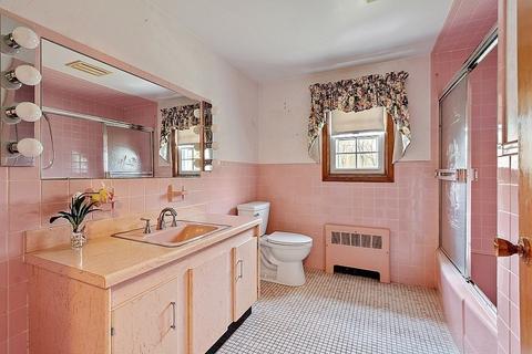 252 Massasoit Rd, Worcester, MA 01604 photo 22