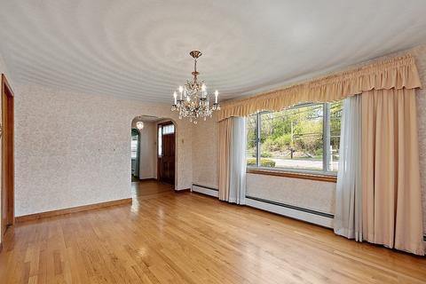 252 Massasoit Rd, Worcester, MA 01604 photo 13