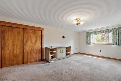 252 Massasoit Rd, Worcester, MA 01604 photo 23