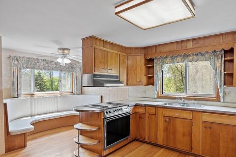 252 Massasoit Rd, Worcester, MA 01604 photo 8
