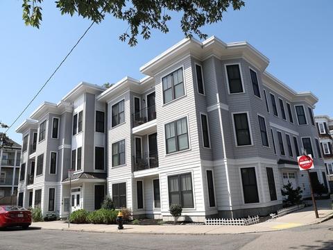 136 Sydney St #3, Boston, MA 02125