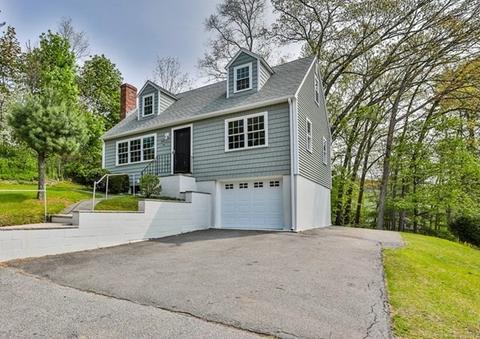 69 Montrose Ave, Wakefield, MA 01880