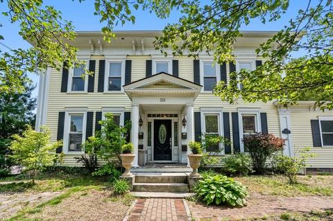 50 S Main St, Uxbridge, MA 01569