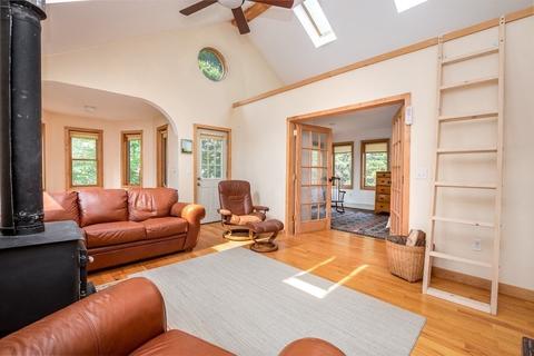 70 Clisby Ave, Dedham, MA 02026 photo 16