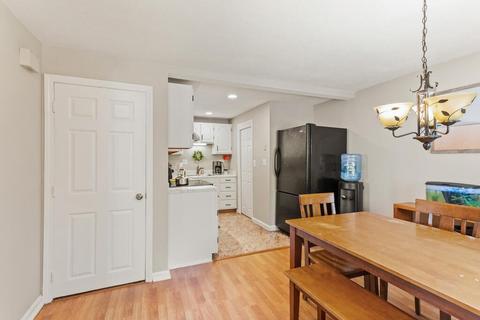 178 Lowell St #1, Reading, MA 01867 photo 4